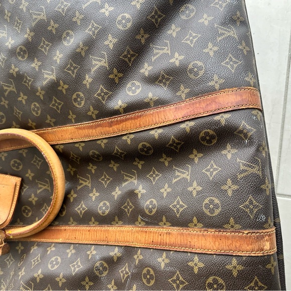 Louis Vuitton leather suitcase - Picture 9 of 13